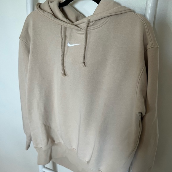Nike Womens Club Fleece Hoodie - Picture 4 of 5